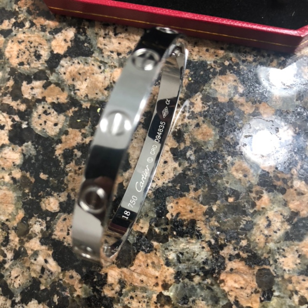Cartier love bracelet (no box)